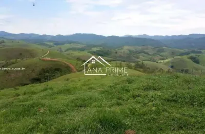 Casa à venda na Estrada Municipal Sjc-080 (Jucá De Carvalho), Área Rural de São José dos Campos, São José dos Campos