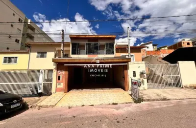Casa assobradada 300m² - 4 dormitórios - jardim dos bandeirantes