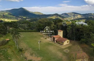Belíssimo sítio em st. a. do pinhal - vista exuberante da pedra do baú