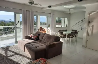 Casa com 3 quartos para alugar na Rua Dona Zília, Centro, Tremembé