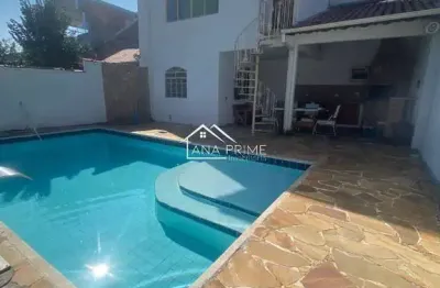 Casa com 5 quartos à venda na Avenida Salinas, Bosque dos Eucaliptos, São José dos Campos