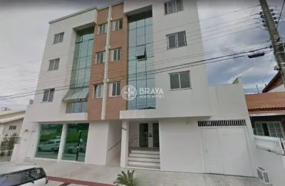 Apartamento semi mobiliado para locação anual em balneário camboriú- águas do atlântico