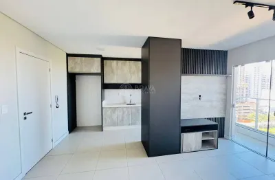 Apartamento com 3 quartos para alugar na Rua Suécia, Balneário Santa Clara, Itajaí
