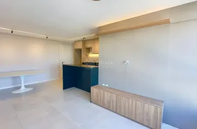 Apartamento semimobiliado para locação anual na vila operária - itajaí