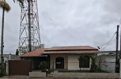 Casa ampla no bairro cordeiros – conforto e espaço para toda a família