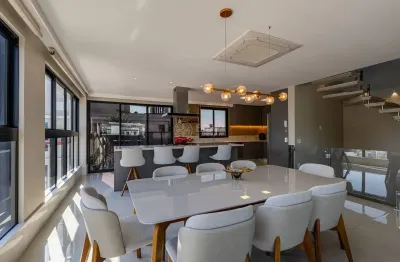 Apartamento com 4 quartos para alugar na Rua Carlos Alberto Niehus, Balneário Santa Clara, Itajaí