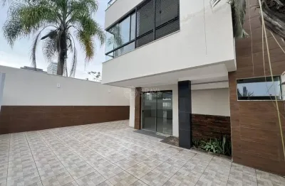 Casa com 3 quartos para alugar na Rua Dinah Silveira de Queiroz, Praia dos Amores, Balneário Camboriú