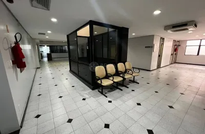 Sala comercial para alugar na Rua Lauro Muller, Centro, Itajaí