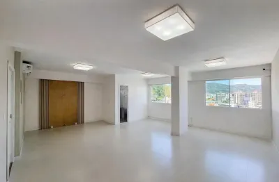 Sala comercial com 1 sala para alugar na Rua 901, Centro, Balneário Camboriú