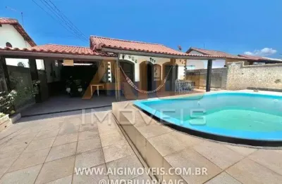 Casa 4 quartos suíte piscina churrasqueira condomínio