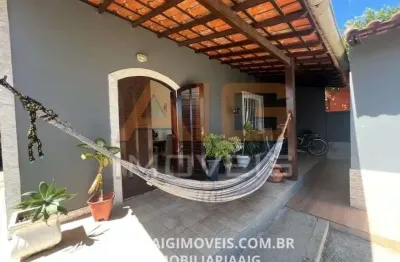 Casa 2 quartos suíte churrasqueira 300 metros da lagoa