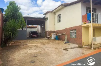 Casa à venda, 3 quartos, 3 vagas, esplanada - pará de minas/mg