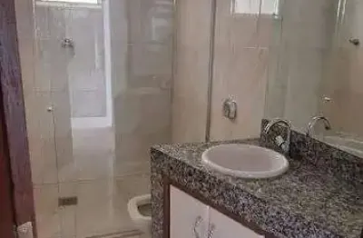 Casa à venda no Recanto da Lagoa, Pará de Minas 
