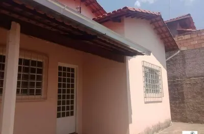 Casa à venda no Recanto da Lagoa, Pará de Minas 