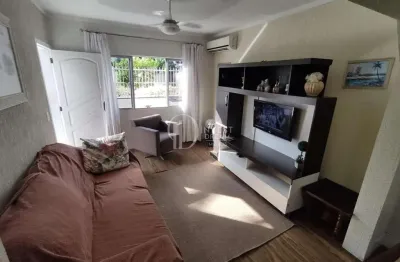 Casa com 3 quartos para alugar na Rua 258, 735, Meia Praia, Itapema