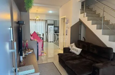 Lindo sobrado mobiliado em porto belo-sc, pereque, porto belo - sc