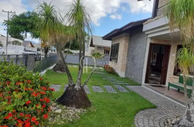 Casa com 4 quartos à venda na Rua Alzemiro Pandine, 602, Centro, Tijucas