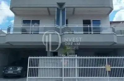 Apartamento com 3 quartos para alugar na Rua 131, 101, Meia Praia, Itapema