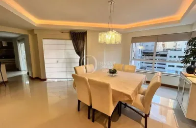 Apartamento com 4 quartos para alugar na Rua 232/234, 370, Meia Praia, Itapema