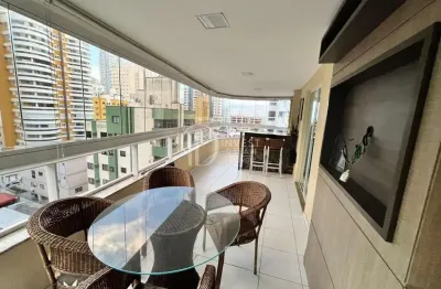 Apartamento com 4 quartos para alugar na Rua 232/234, 370, Meia Praia, Itapema