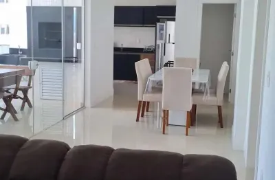 Apartamento para temporada 03 suites, meia praia, itapema - sc