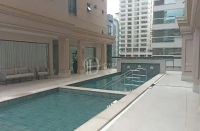 Apartamento com 4 quartos para alugar na Rua 216, 155, Meia Praia, Itapema