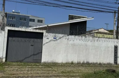 Casa com 2 quartos à venda na rua conselheiro dantas, 1121, rebouças, curitiba, 309 m2 por r$ 750.000