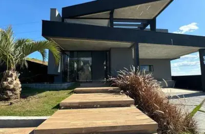 Linda casa térrea á venda! condomínio terras de santa cruz - bragança pauli