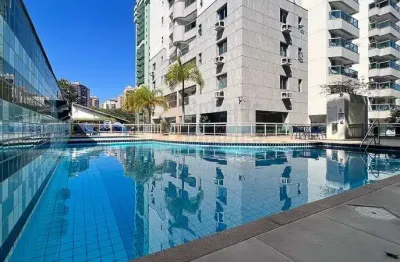 Apartamento à venda ou locação residencial vitória barra da tijuca de 100m² com 3 quartos sendo 1 suíte com closet sala ampla varanda 2 vagas garagem