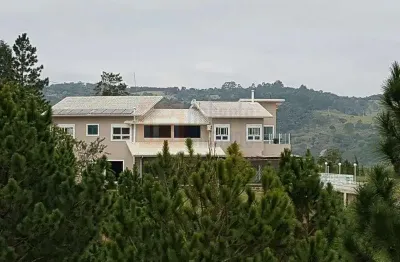 Magnífica casa à venda no condomínio quebec ville são roque sp de 650m² em terreno de 2600m²  com 3 suítes sendo 1 master com closet cozinha planejada