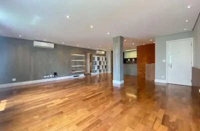 Apartamento à venda no itaim bibi todo reformado e decorado com muito requinte e bom gosto de 120m² com 2 suítes cozinha planejada 1 vaga de garagem