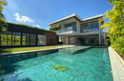 Magnífica casa à venda na barra da tijuca condomínio malibú de 1600m²  com 6 suítes 10 banheiros elevador piscina sauna 10 vagas de garagem