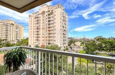 Apartamento à venda todo reformado e decorado de 73m² com 3 quartos sendo 1 suíte e 1 reversível cozinha planejada 2 vagas de garagem 1 coberta