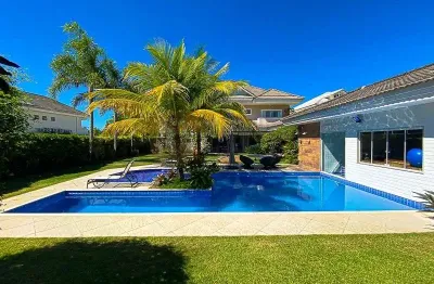 Belíssima casa à venda condomínio mansões na barra da tijuca  de 1200m² com 5 suítes área de lazer com piscina e varanda gourmet 4 vagas de garagem