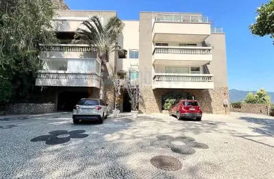 Excelente cobertura duplex à venda na lagoa rodrigo de freitas de 208m²  4 quartos sendo 1 suíte sala ampla 2 ambientes varanda 2 vagas de garagem