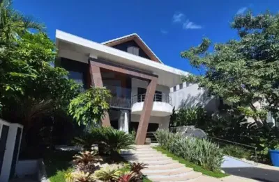 Magnífica casa mobiliada à venda alphaville barra da tijuca 800m² área útil terreno de 622m²  4 suítes todas com closets piscina sauna varanda gourmet