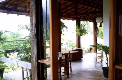 Oportunidade!!!... casa à venda precisando de reforma ilha de guaratiba condomínio fechado de 250m² de área construída com 3.000m² de terreno