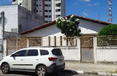 Casa para comércio ou residencial no ponto central oportunidade