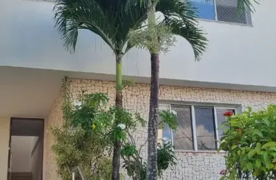 Casa com 4 quartos para alugar na Avenida Alphaville, 96, Alphaville I, Salvador