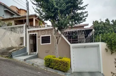 Casa com 3 quartos à venda na travessa aracy, jardim europa, bragança paulista, 295 m2 por r$ 1.000.000
