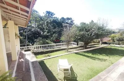 Chácara / sítio com 4 quartos à venda na travessa aracy, chácara fernão dias, bragança paulista, 246 m2 por r$ 660.000