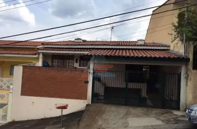 Casa à venda na travessa aracy, jardim europa, bragança paulista por r$ 800.000