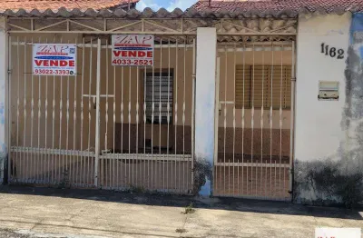 Casa com 2 quartos à venda no Jardim Recanto Alegre, Bragança Paulista , 168 m2 por R$ 300.000