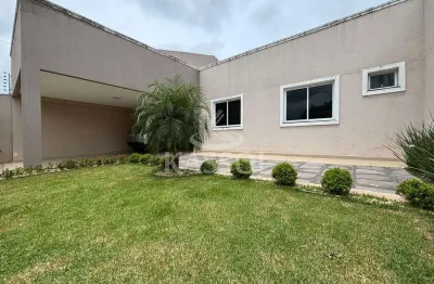 Casa térrea com 3 suites amplas na neva com sobra de terreno, bem localizada.