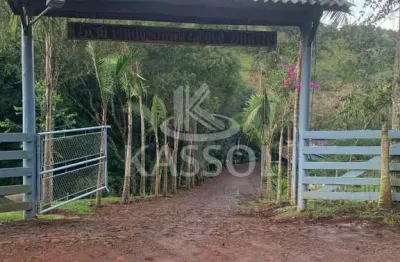 Chácara incrível a 68 km de cascavel  fácil acesso, casa ampla, açude.