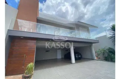 Sobrado com 4 dormitórios à venda,479.25 m , centro, cascavel - pr
