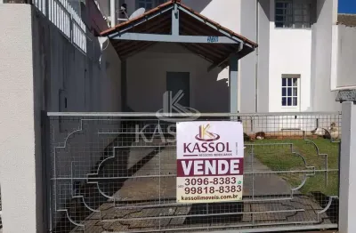 Sobrado à venda, tropical, cascavel - pr, 01 suíte   03 quartos, sobra terreno