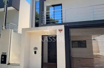 Casa com 3 quartos à venda no Centro, Cascavel 