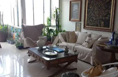 Apartamento na graça com 4 quartos sendo 2 suítes, 140m², 2 vagas de garagem, à venda por r$ 710.000,00
