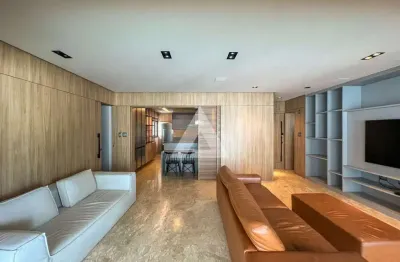 Apartamento com 4 quartos e 3 suítes, 167,00 m² à venda por R$ 2.625.000,00